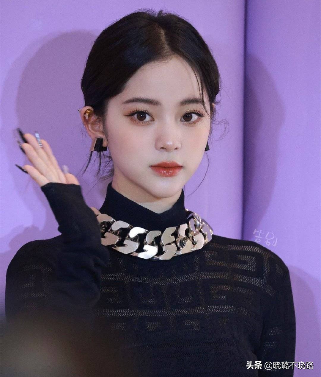 长相土气怎么改善蒜头鼻,鼻子塌是鼻骨缺失么