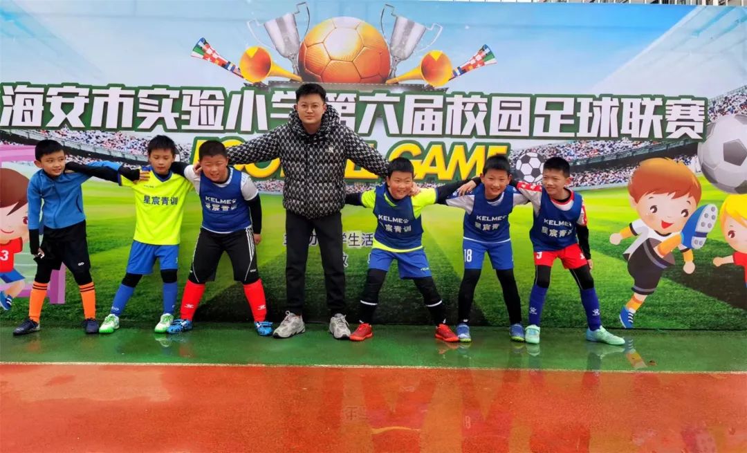 缤纷校园|飞吧，足球！
