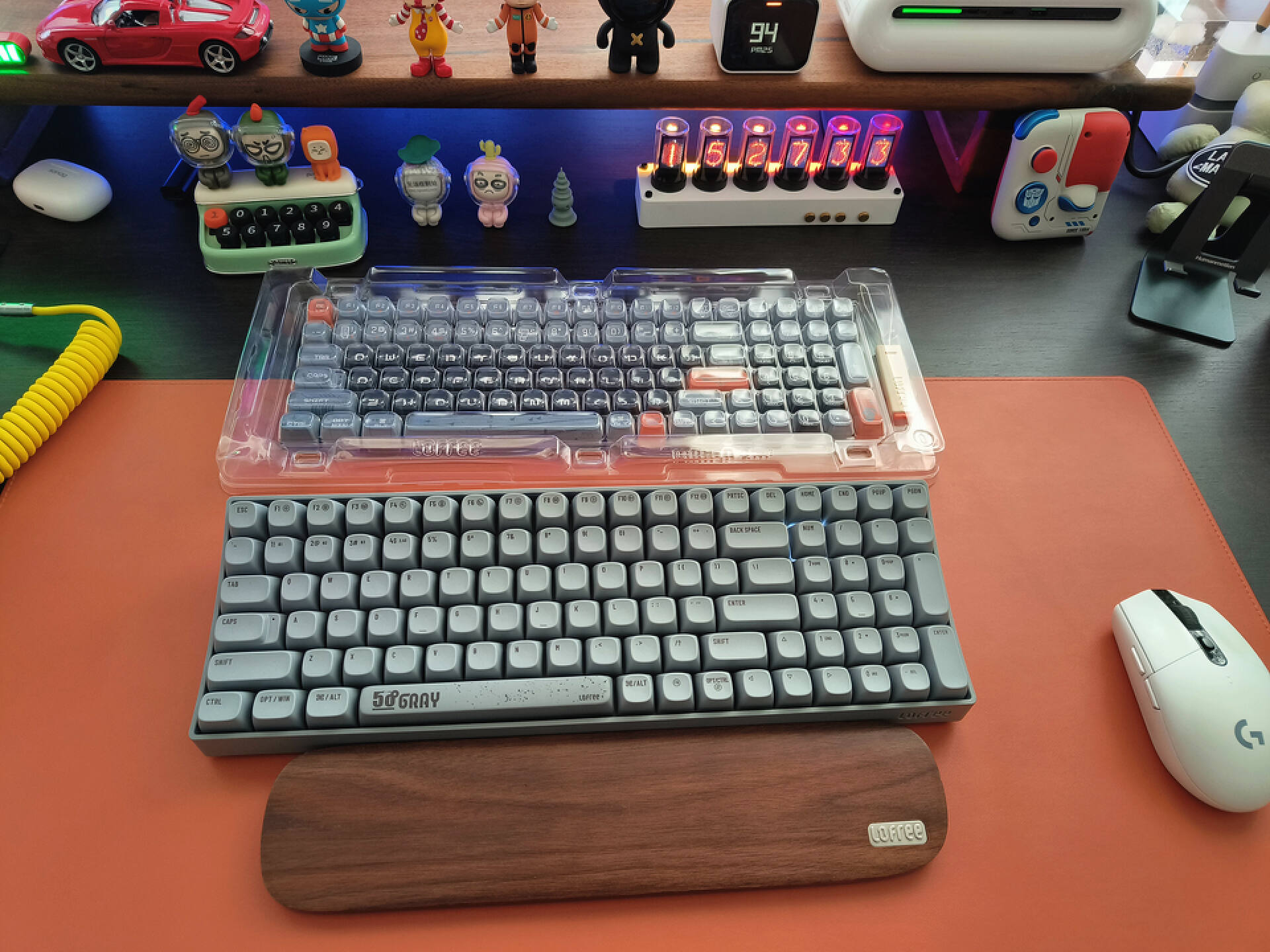 lofree洛斐小翘键盘测评,洛斐lofree星河小翘100键开箱