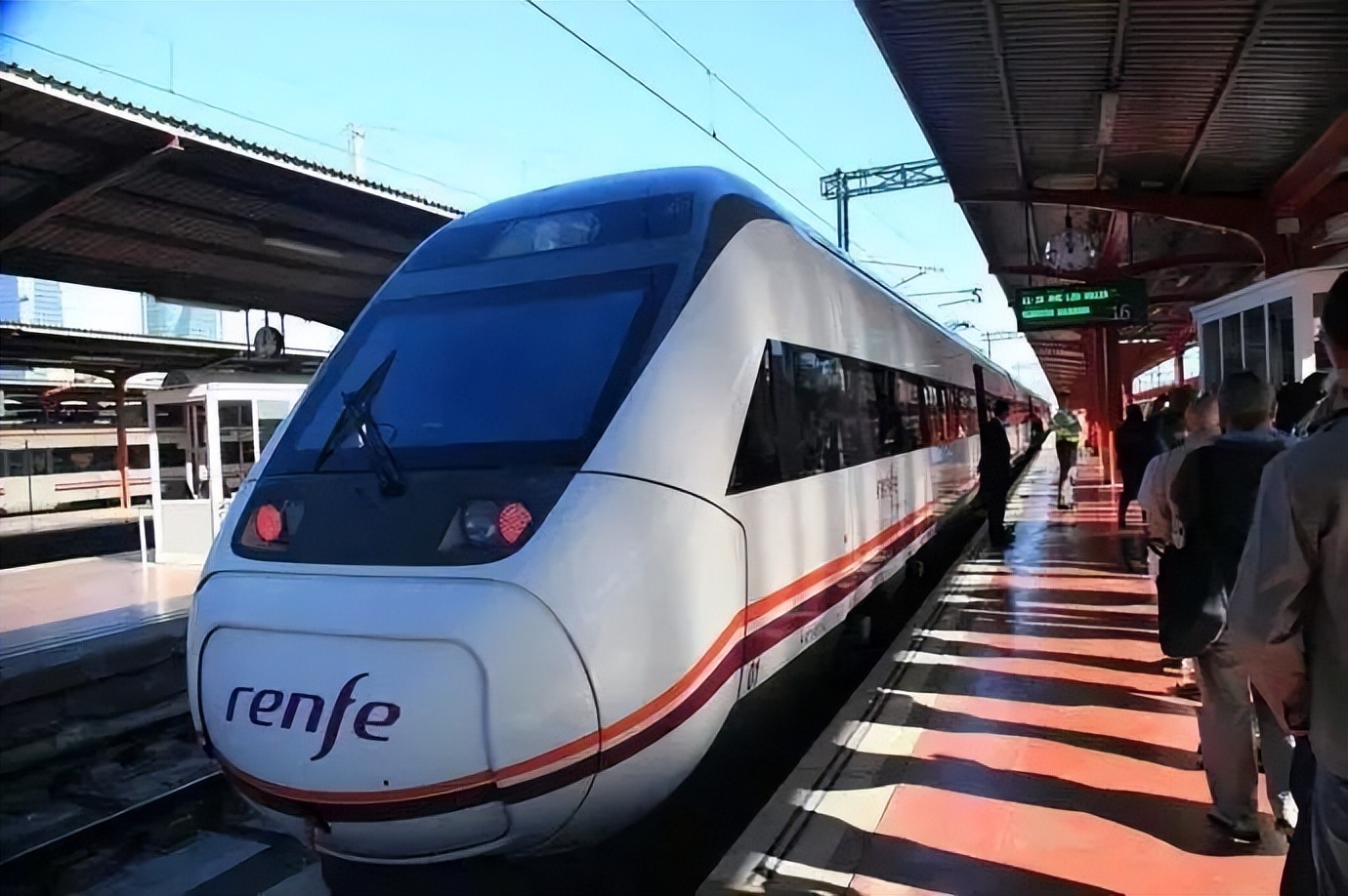 西班牙马德里生活指南,西班牙生活旅游攻略