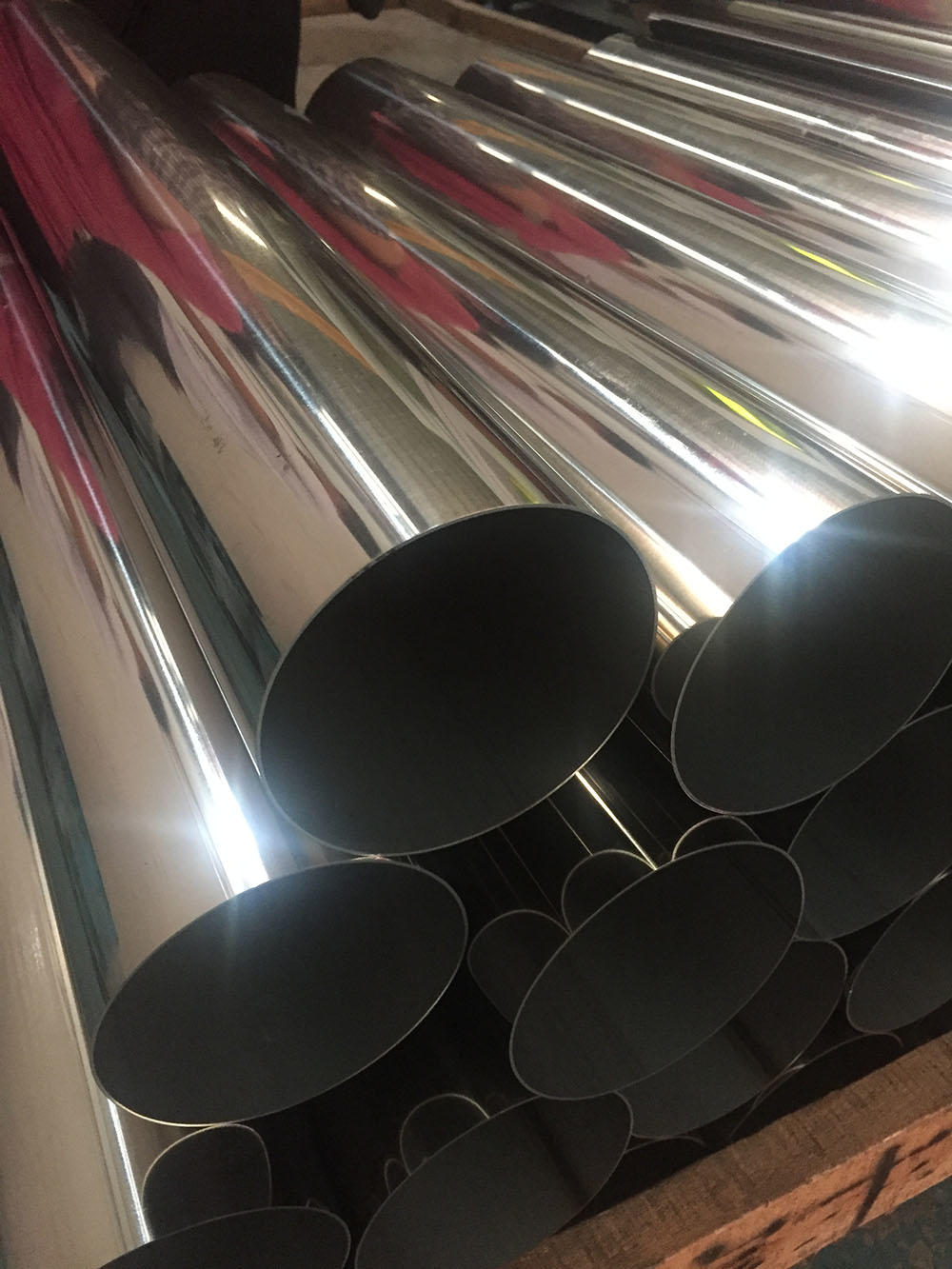 薄壁不锈钢钢管的优点是什么,薄壁不锈钢管无缝钢管的区别