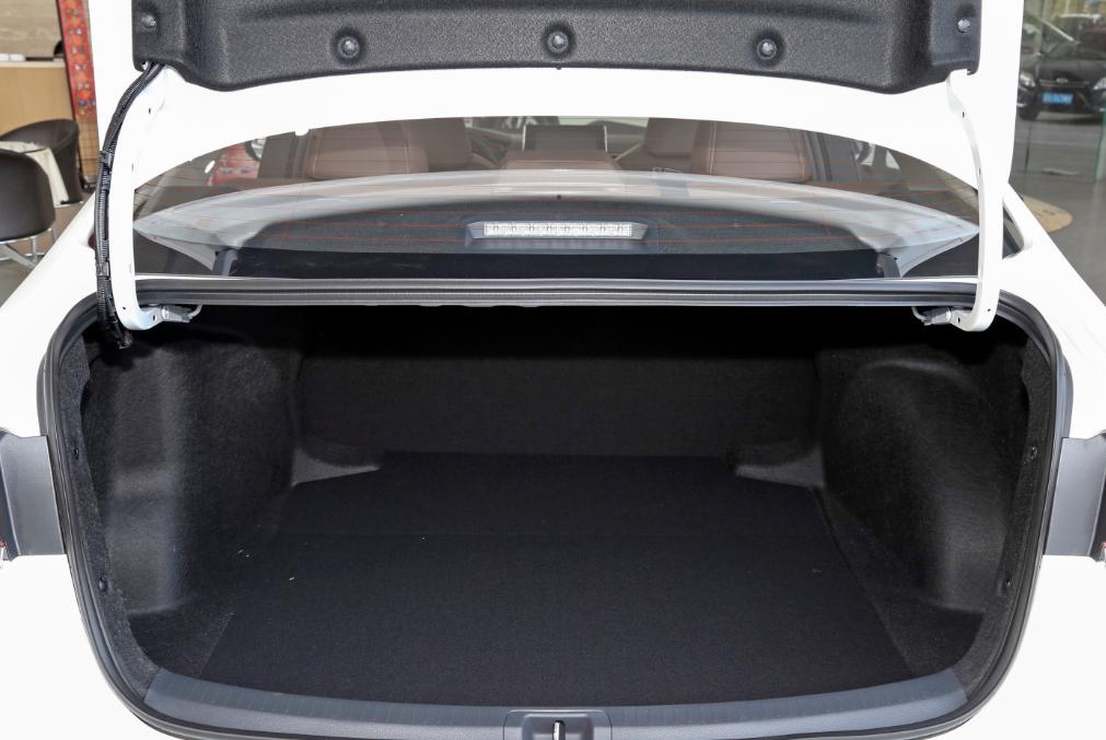 为什么好多人喜欢买丰田卡罗拉,买卡罗拉10大忠告18款