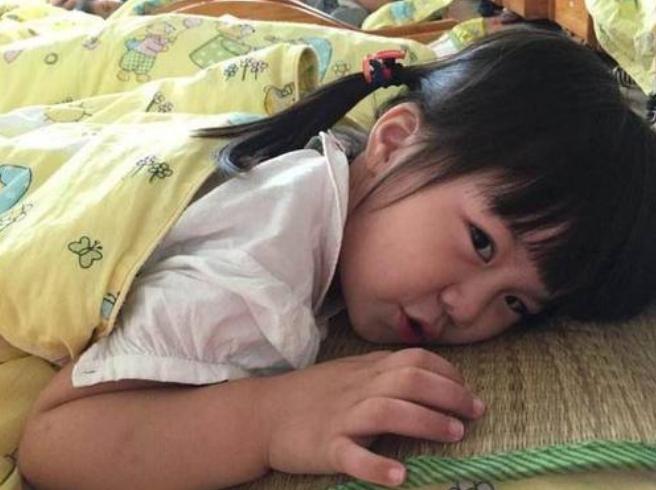 孩子半夜三更不睡觉怎么办,孩子半夜闹觉怎么快速入睡