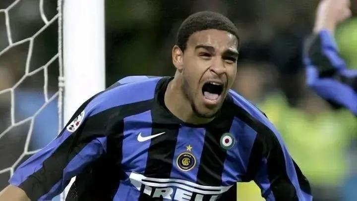 阿德里亚诺为什么叫梅阿查国王,足坛十大神锋阿德里亚诺