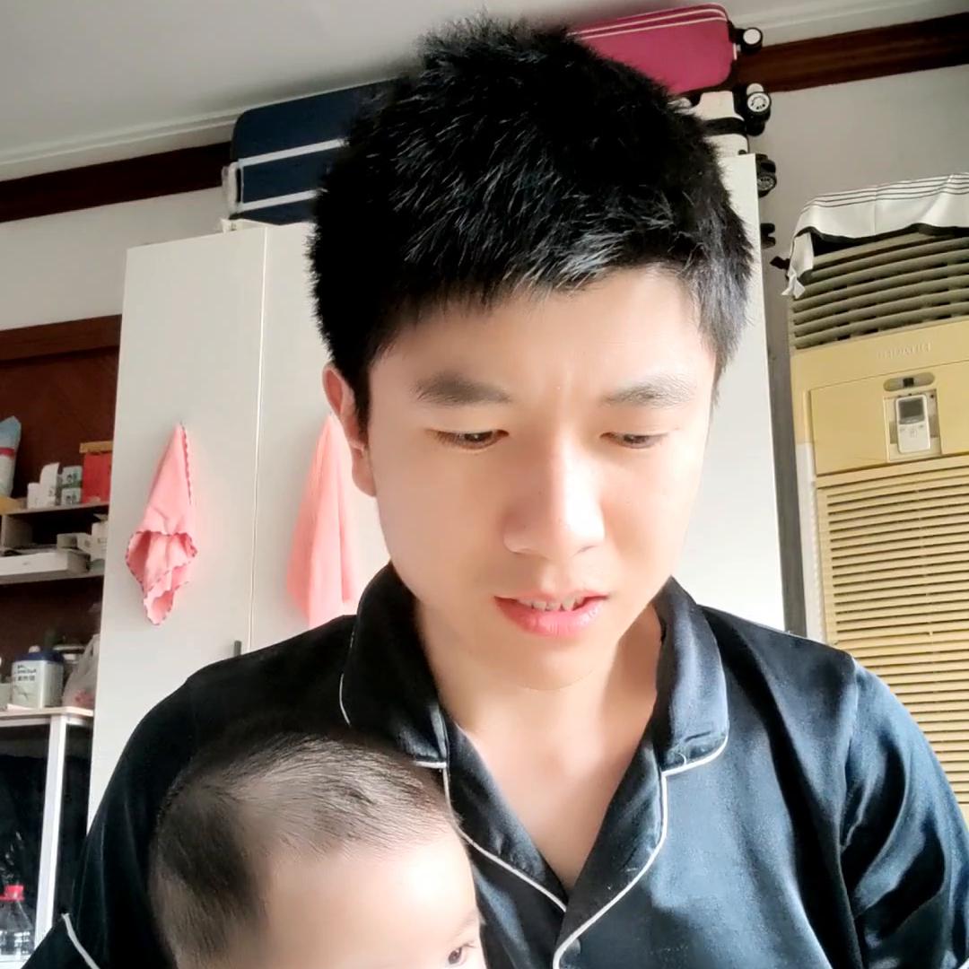 几个月开始喂米粉,你家宝宝什么时候吃米粉