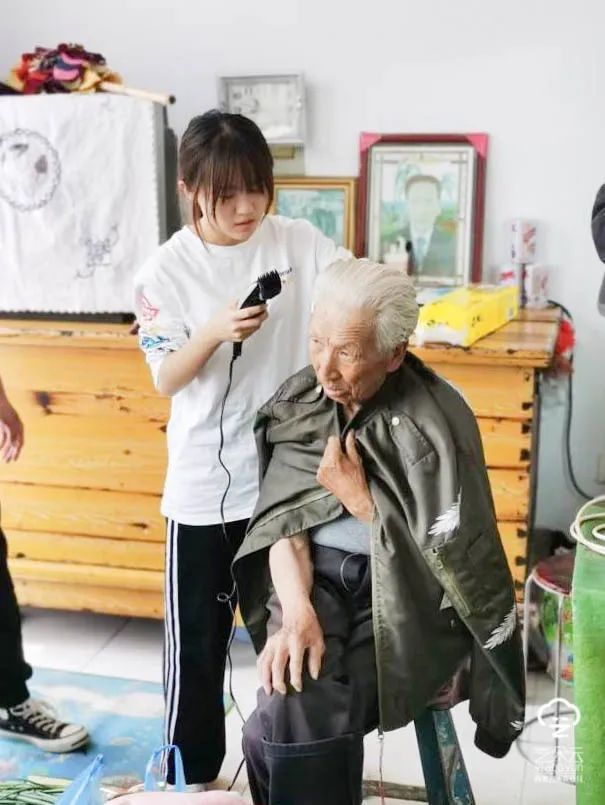 劳动教育在五育中的作用,内蒙古商贸学院劳动教育