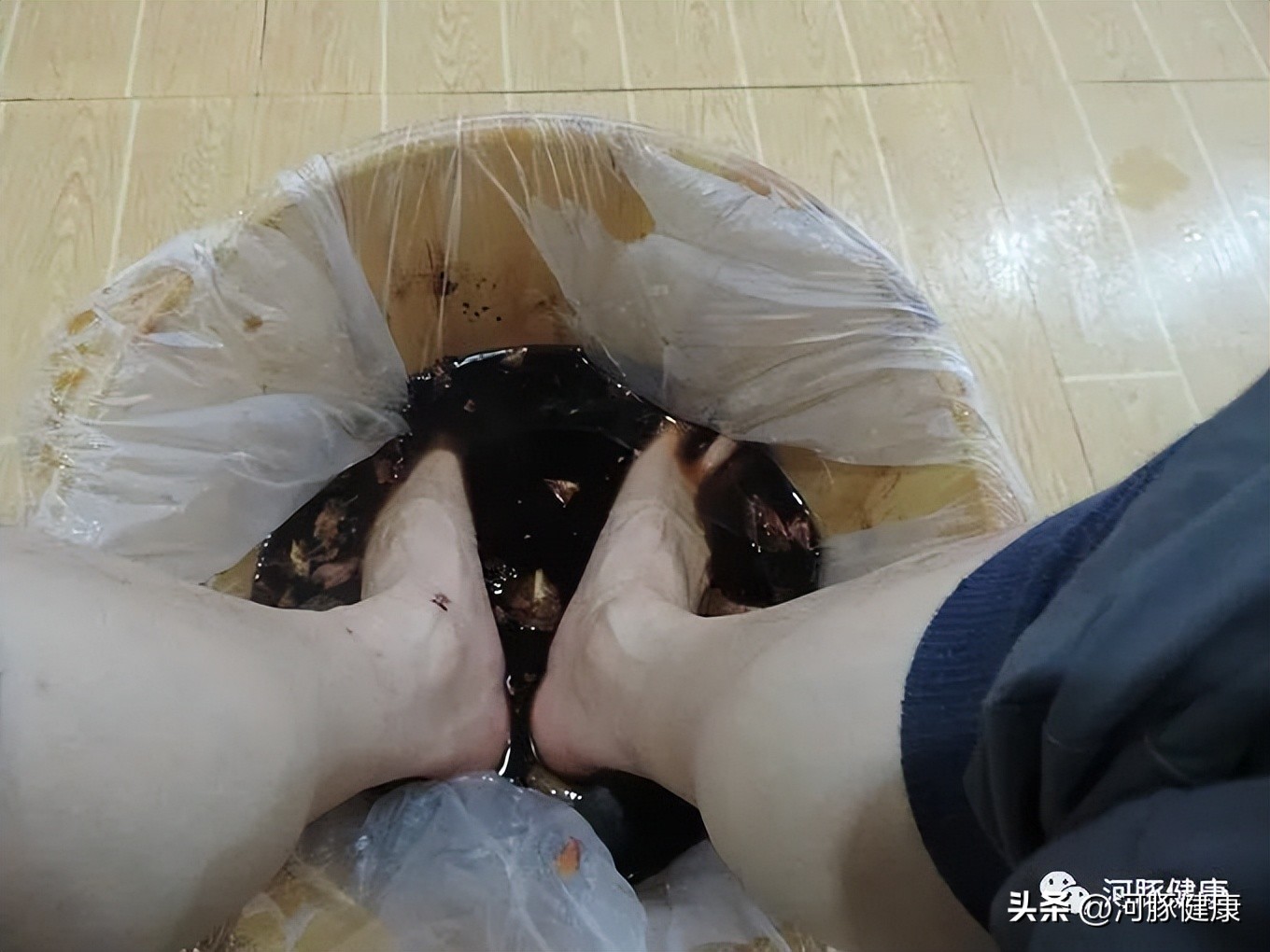 脚臭咋了,脚臭怎么办除脚臭的18个小窍门