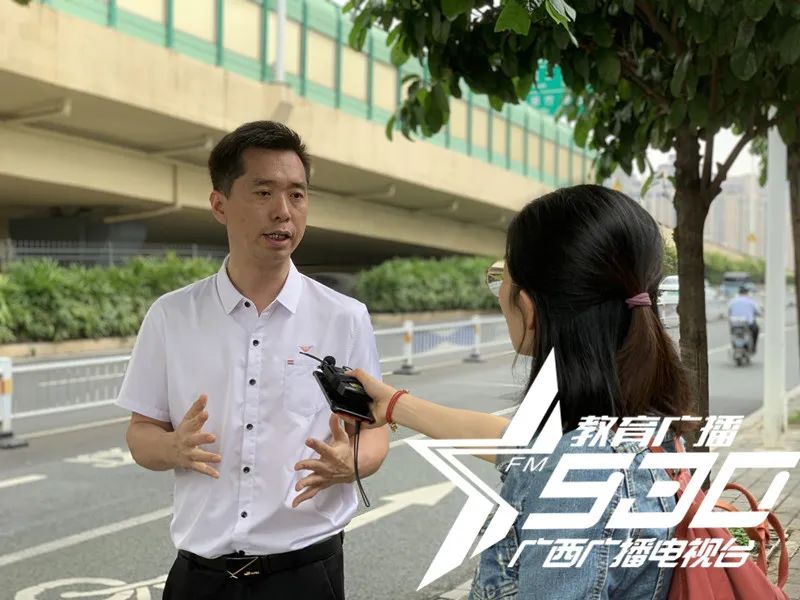 女子花1万隆鼻后山根塌陷,女子花9万多隆鼻