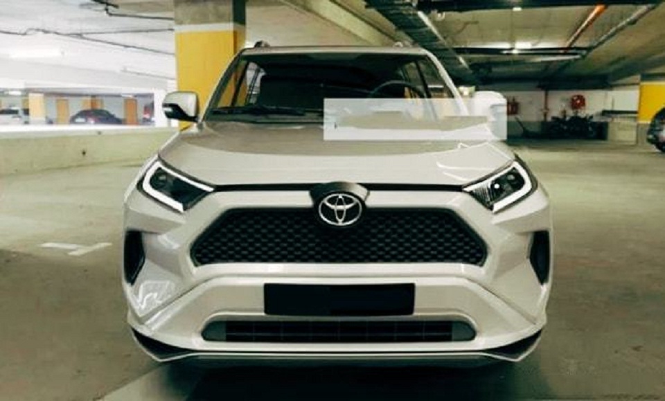 新款霸道2022款有5种配置,最新款霸道实车