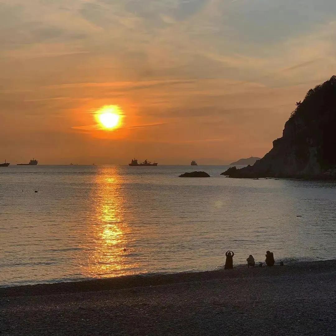 朋友圈背景图留给未来的你,朋友圈背景图你是我的光