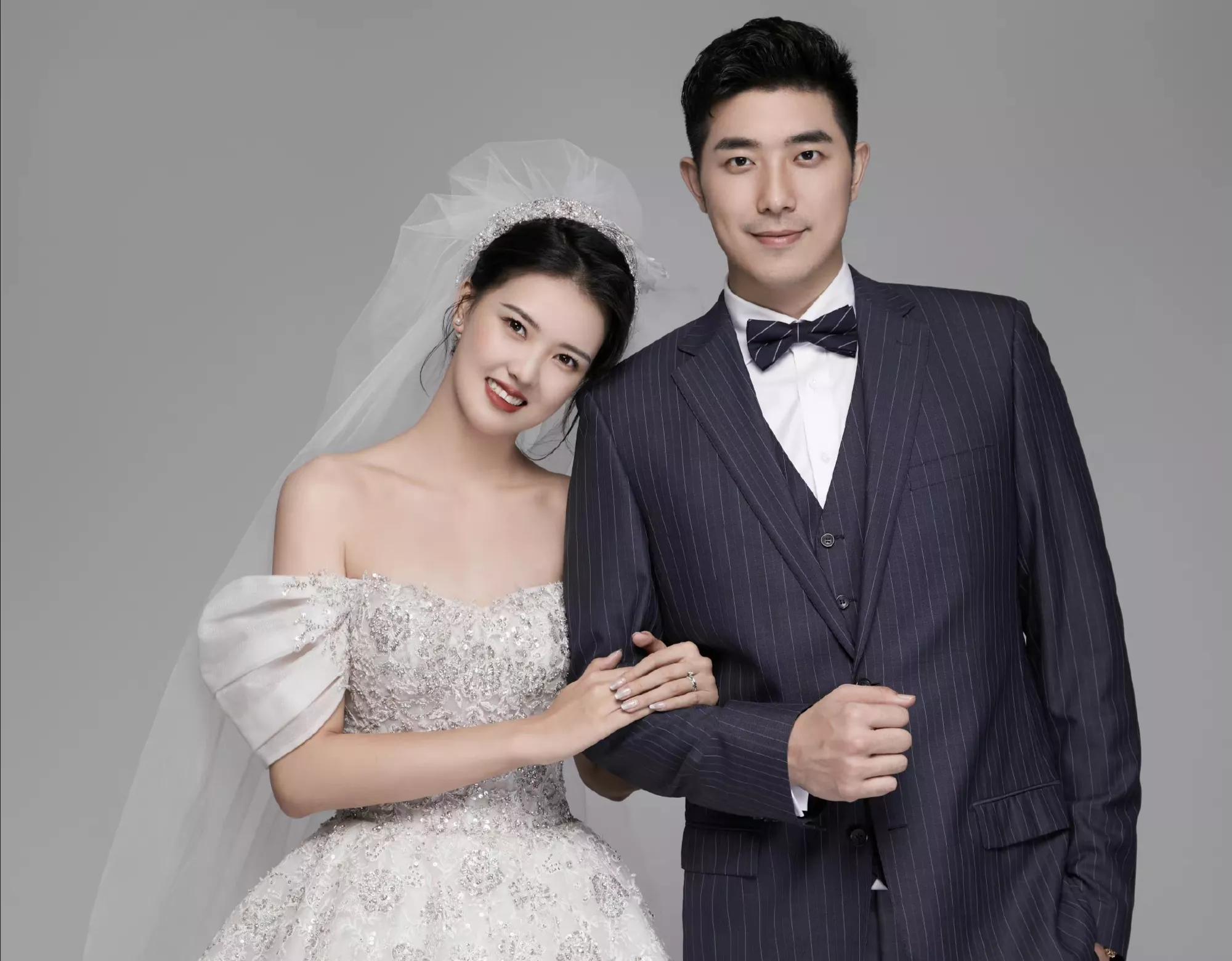 张常宁与吴冠希偶遇杜锋,cba全明星赛吴冠希张常宁入场