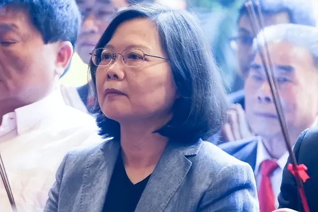 安心大内斗！*进党民**左右两翼斗得你死我活，换赖成蔡阵营主攻方向