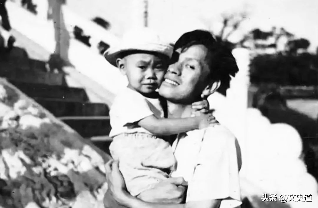 他瞒着妻子用1岁宝宝试“毒”，研制出“糖丸”，拯救了亿万儿童