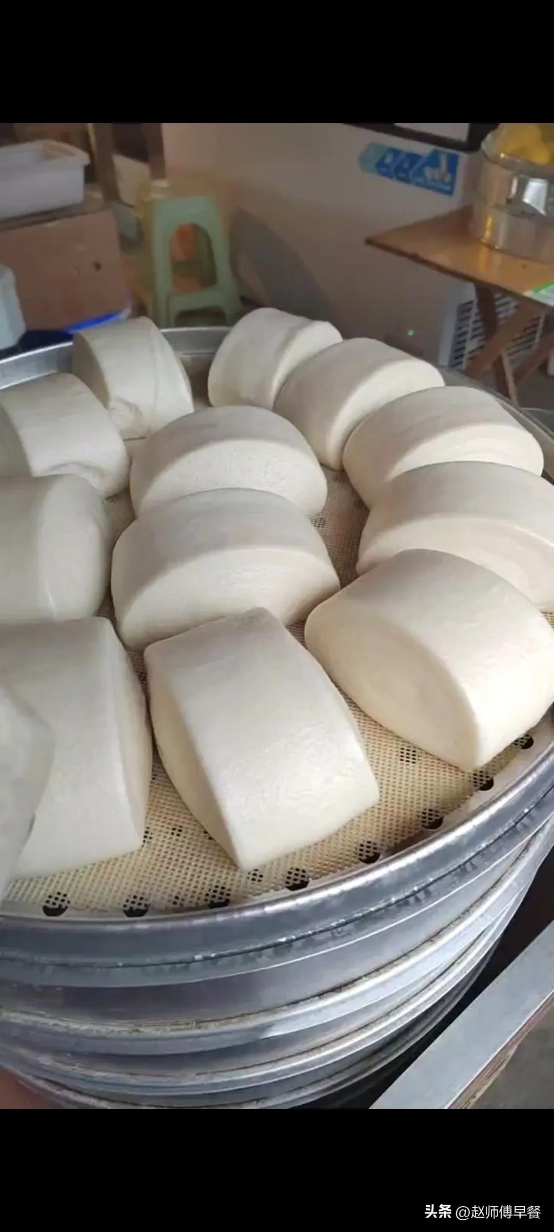 做出来的馒头毛孔粗糙，发黄没有面香味是怎么回事？该怎么解决？