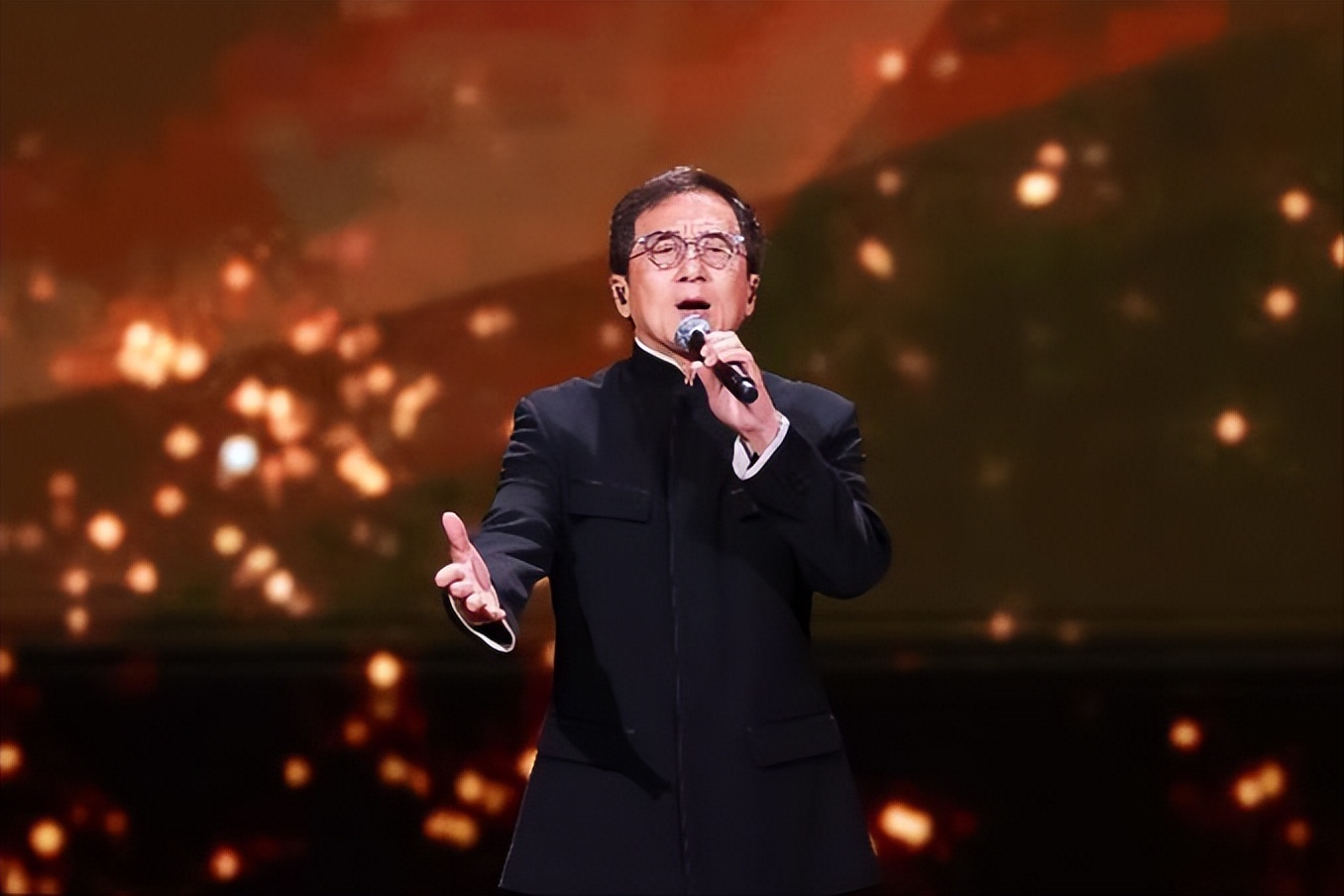 华晨宇和李宇春是什么关系,华晨宇和李宇春一起录的综艺