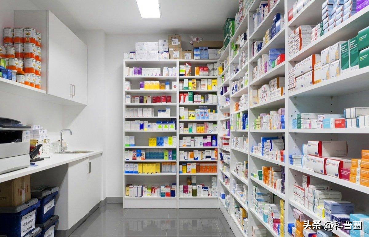 为什么大街小巷都是药店,满大街的药店靠什么赚钱