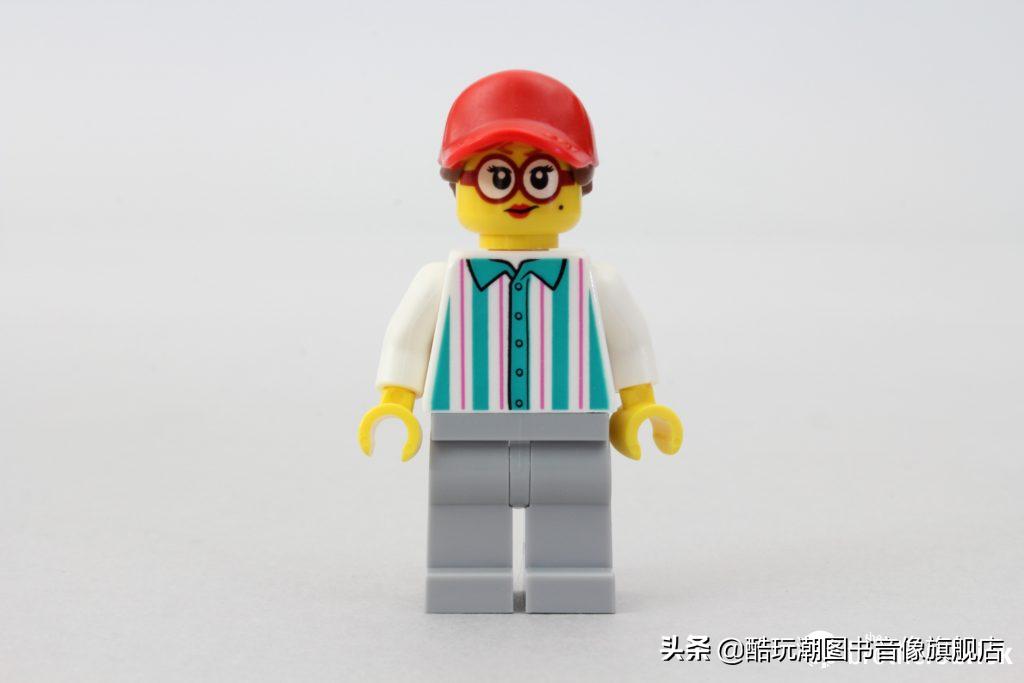 乐高翻滚过山车开箱并拼装,乐高过山车10303开箱