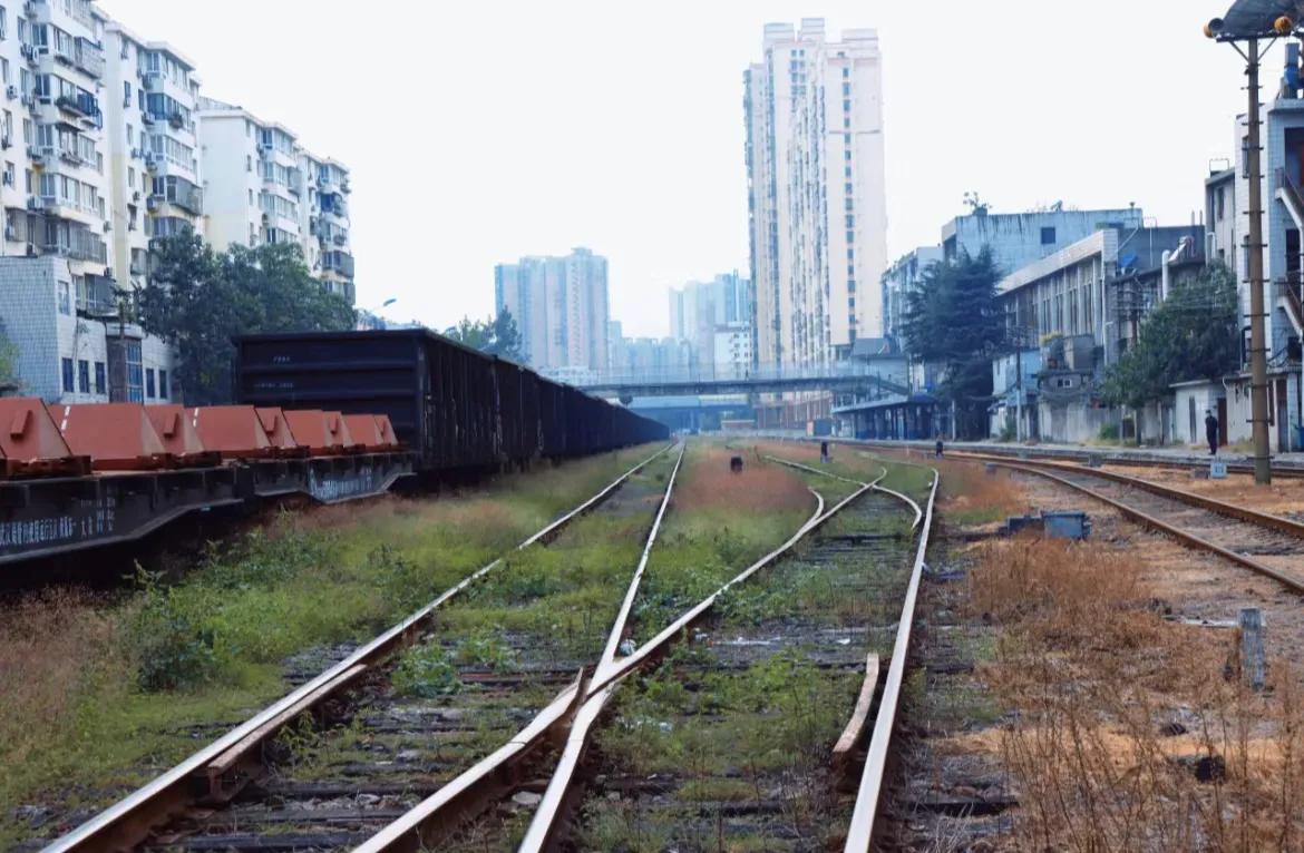 离湖北黄石最近的城市,黄石附近的旅游城市