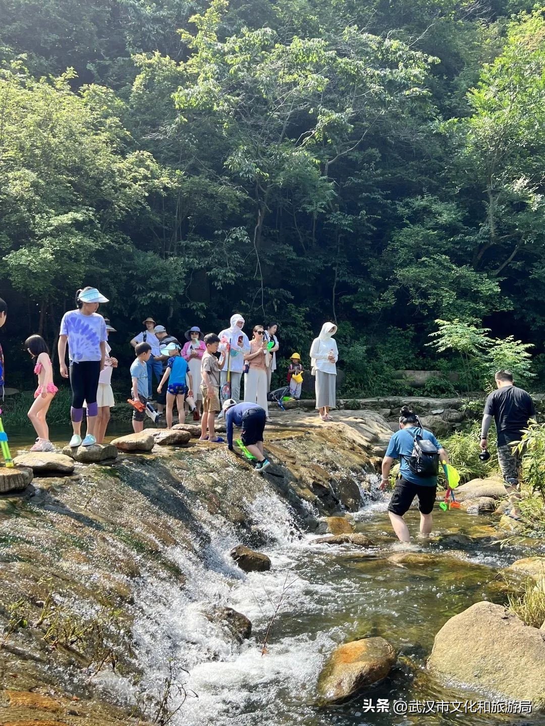 嬉水节攻略,溪谷露营旅游攻略