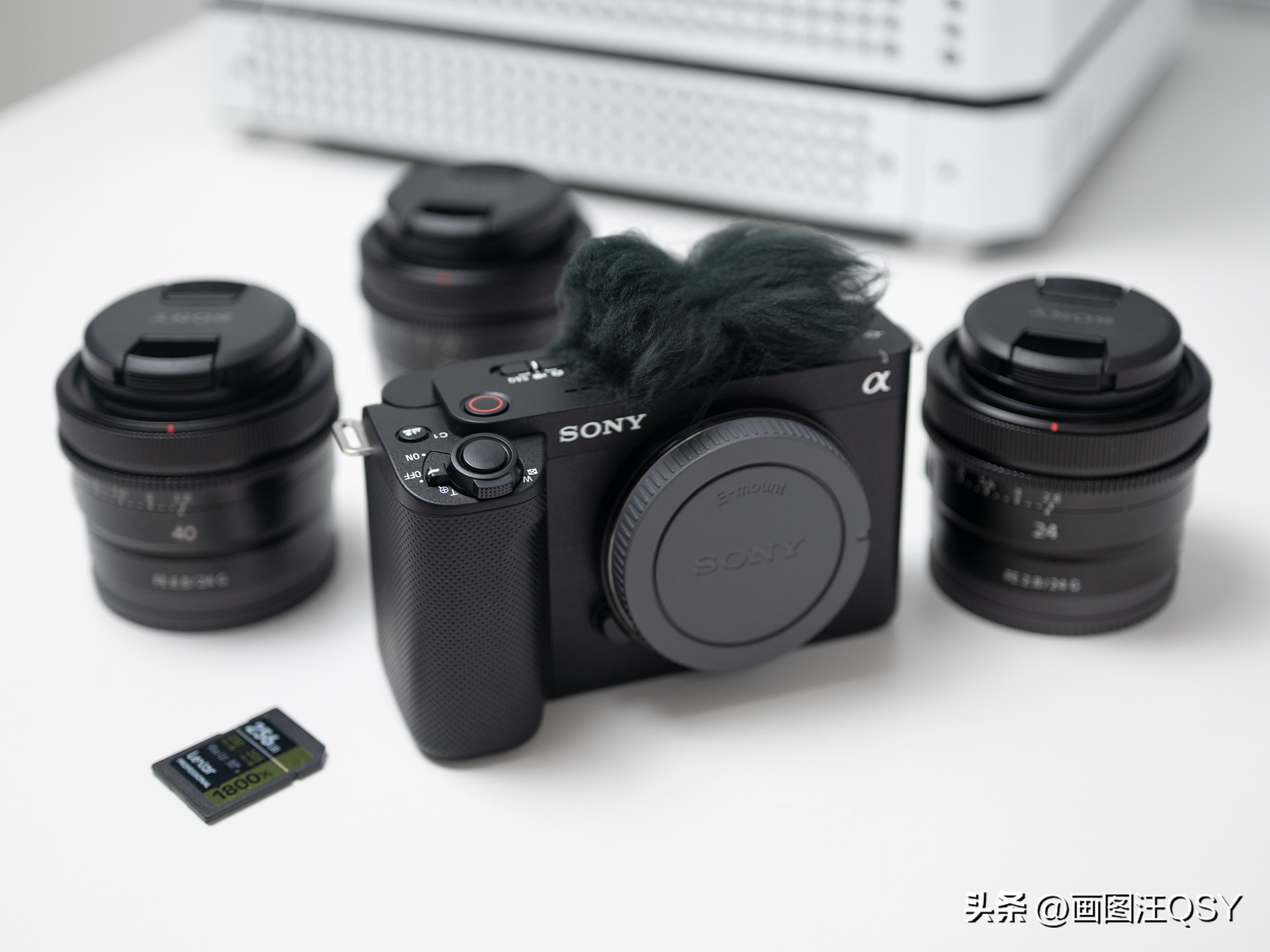 技术不够装备来凑，索尼ZV-E1真定位新手？Vlog初学者心得分享