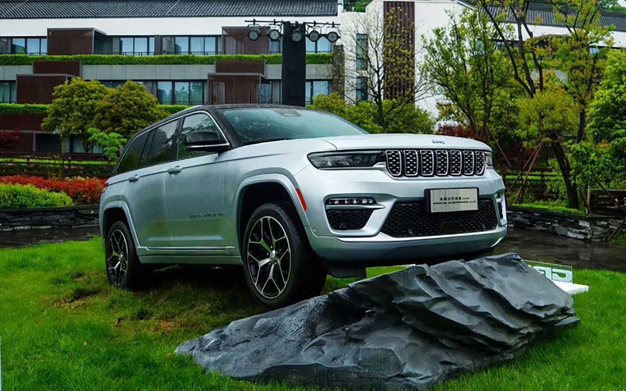 jeep大切诺基4xe落地价西安,全新jeep大切诺基柴油