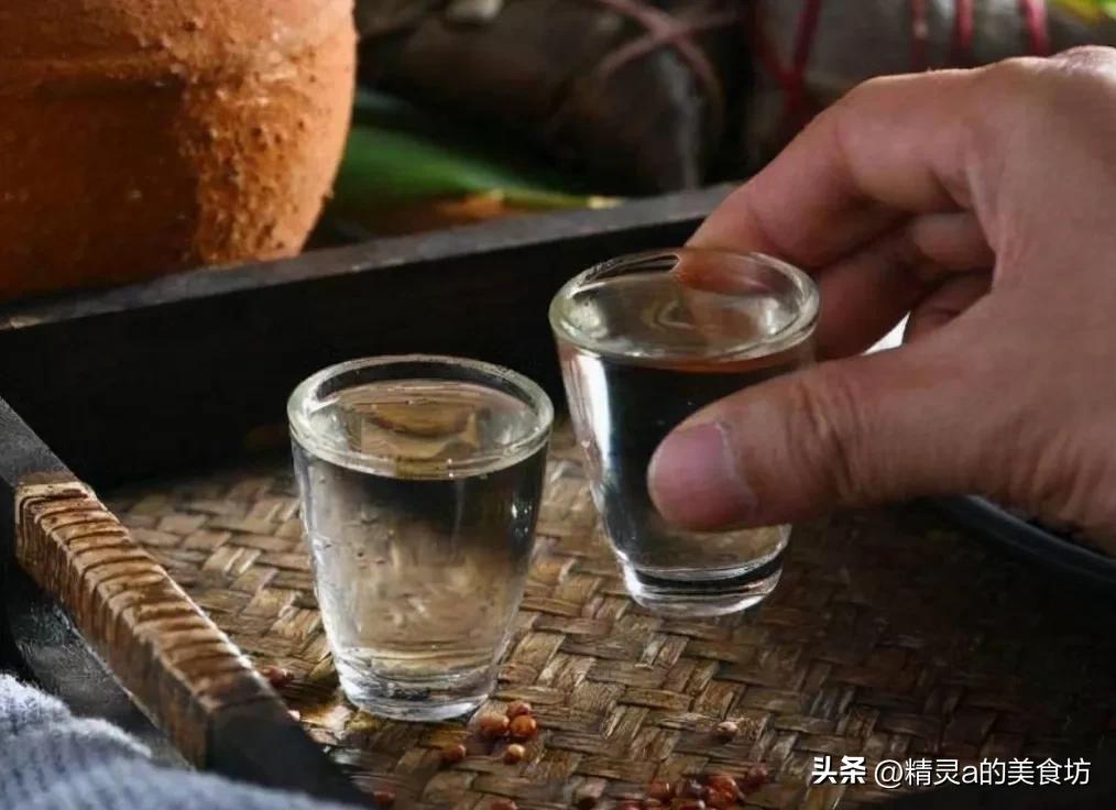 送礼高端白酒选择,送礼什么白酒好不贵还上档次