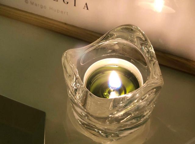 她拒绝断舍离，入住三年依旧把家收拾得井井有条，堪称教科书收纳