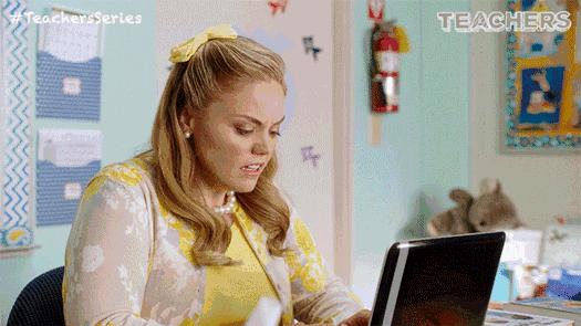 素颜不化妆涂什么口红好看,素颜不化妆适合什么口红色号