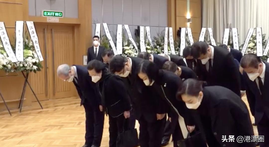 近万香港人排队悼念江爷爷！这一幕感动全国