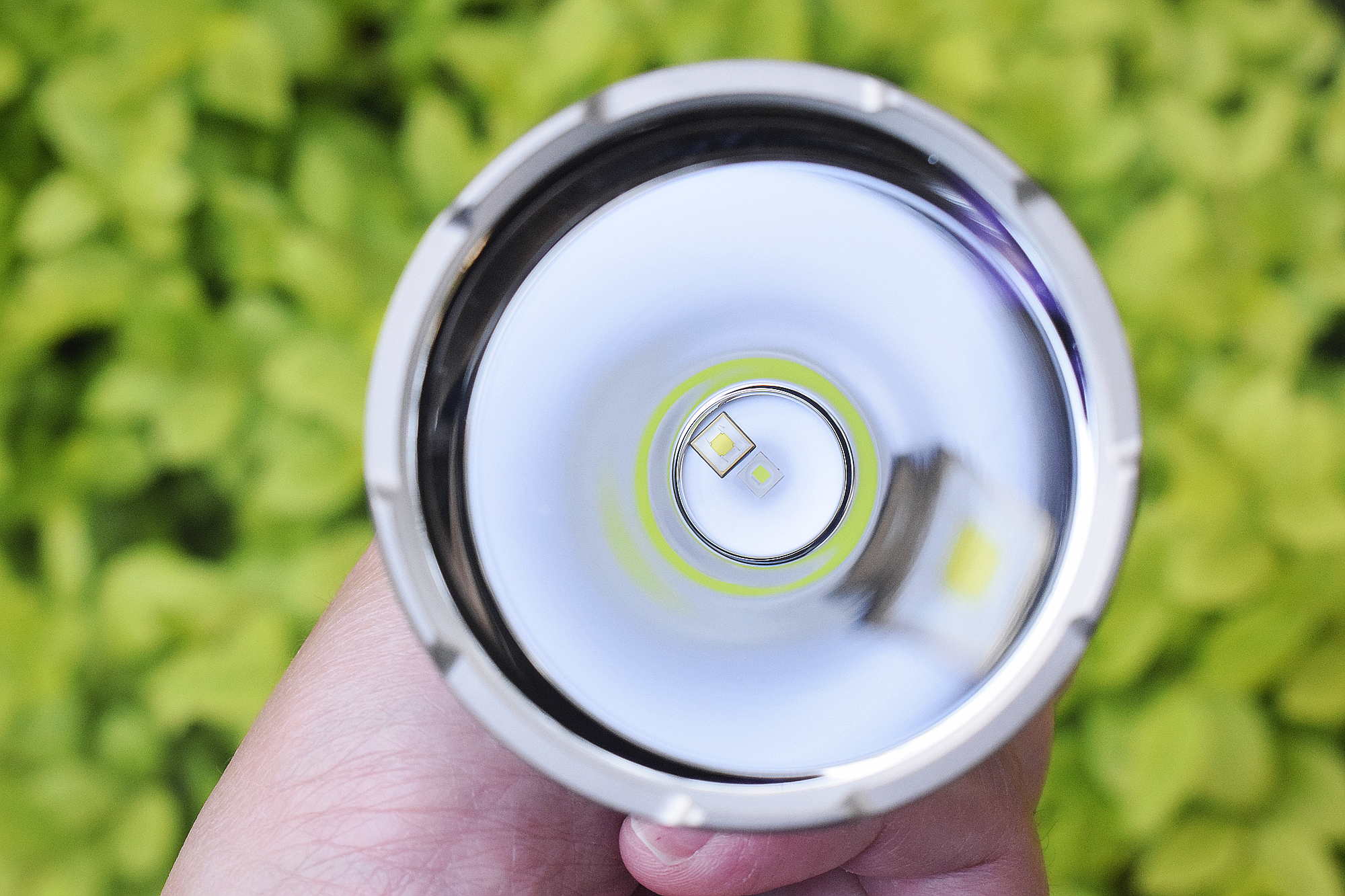 双光源任切换，千米光柱一线天！CYANSKYH5GT远射手电体验