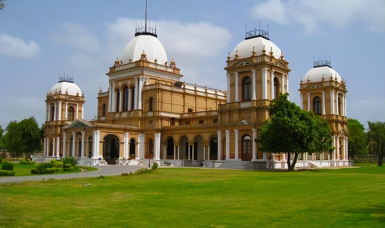 巴基斯坦男性旅行,中国男生在巴基斯坦旅游