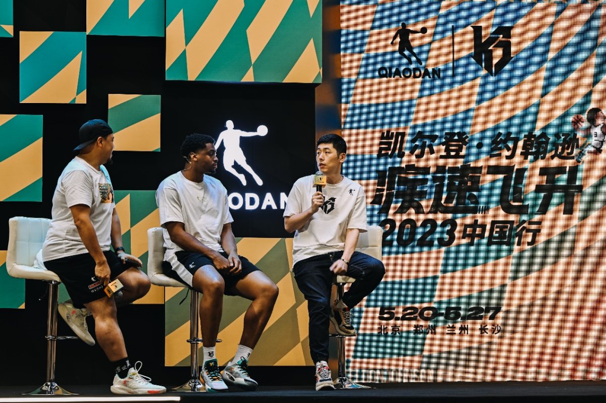 凯尔登约翰逊签约乔丹,凯尔登·约翰逊打赢篮网