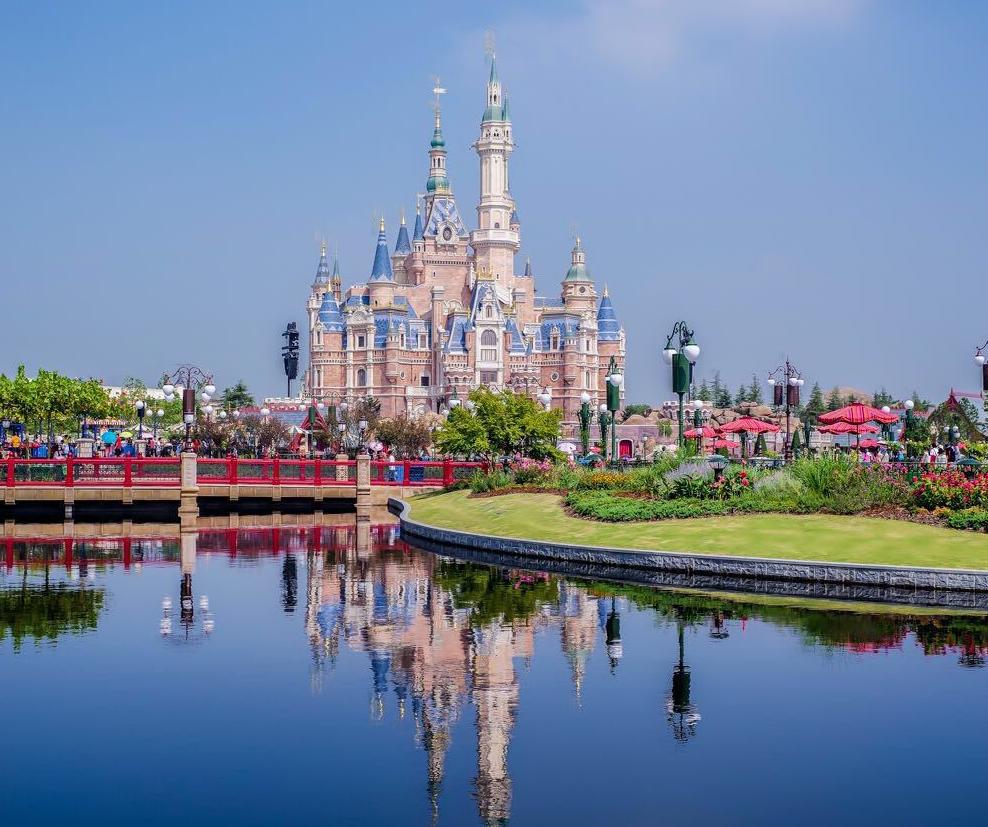 迪士尼乐园在中国有几家,迪士尼乐园为什么在中国只有一个
