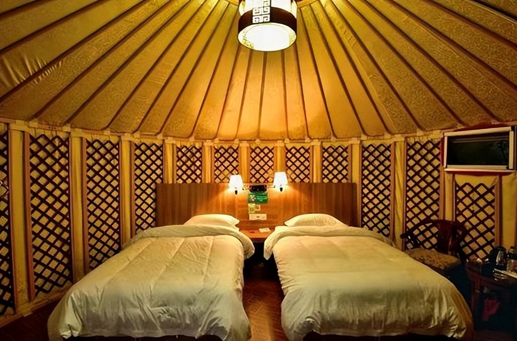 閲戠涔嬬害,閲戠鍗佹湀鍥藉簡涓鍋囨湡浣忓鏀荤暐