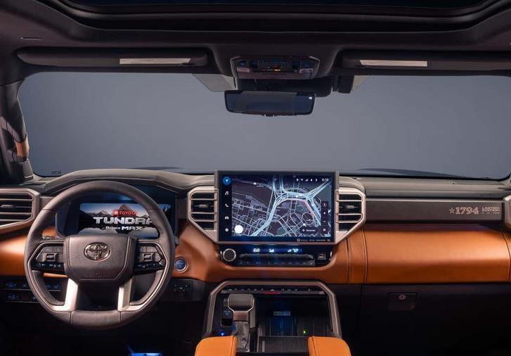 丰田坦途1974顶配版越野性能,24款丰田坦途升级外观