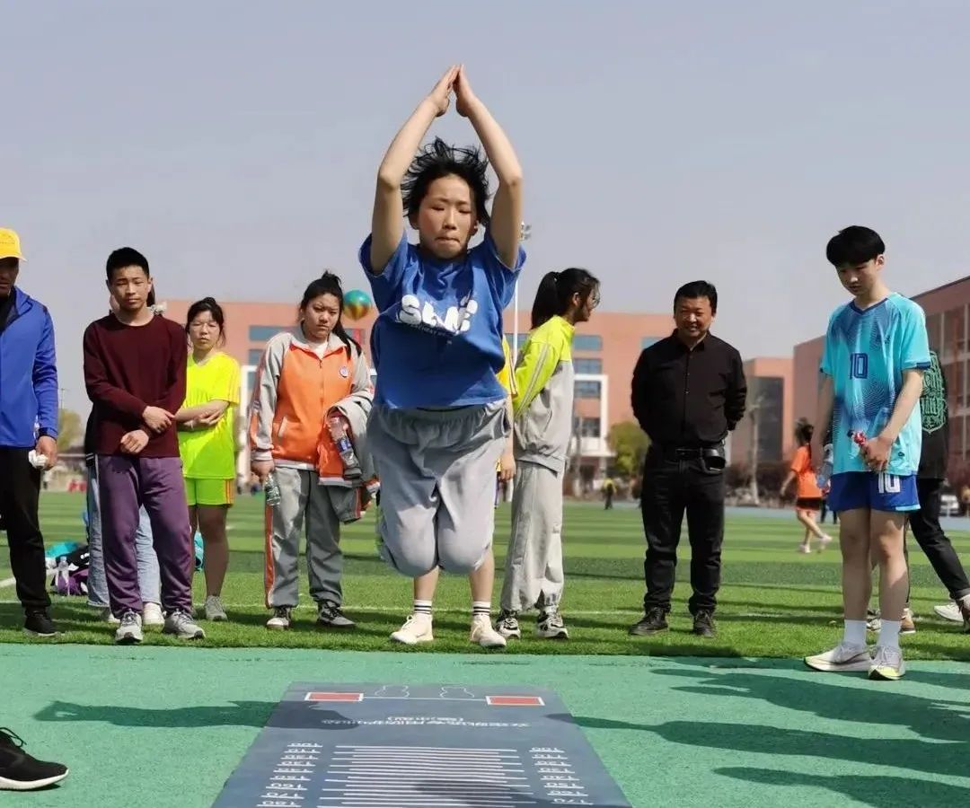 随县第三届“新华杯”中小学生运动会在炎帝学校举行
