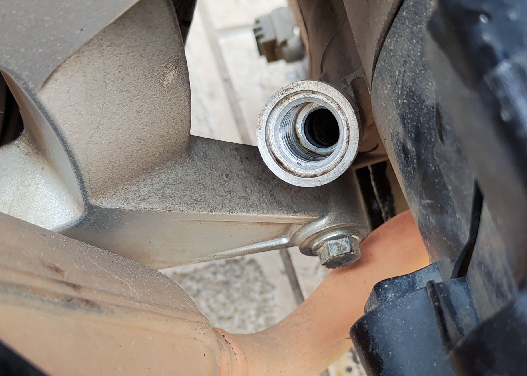 大阳adv350踏板摩托车机油格更换,大阳摩托车老款踏板125怎么换机油