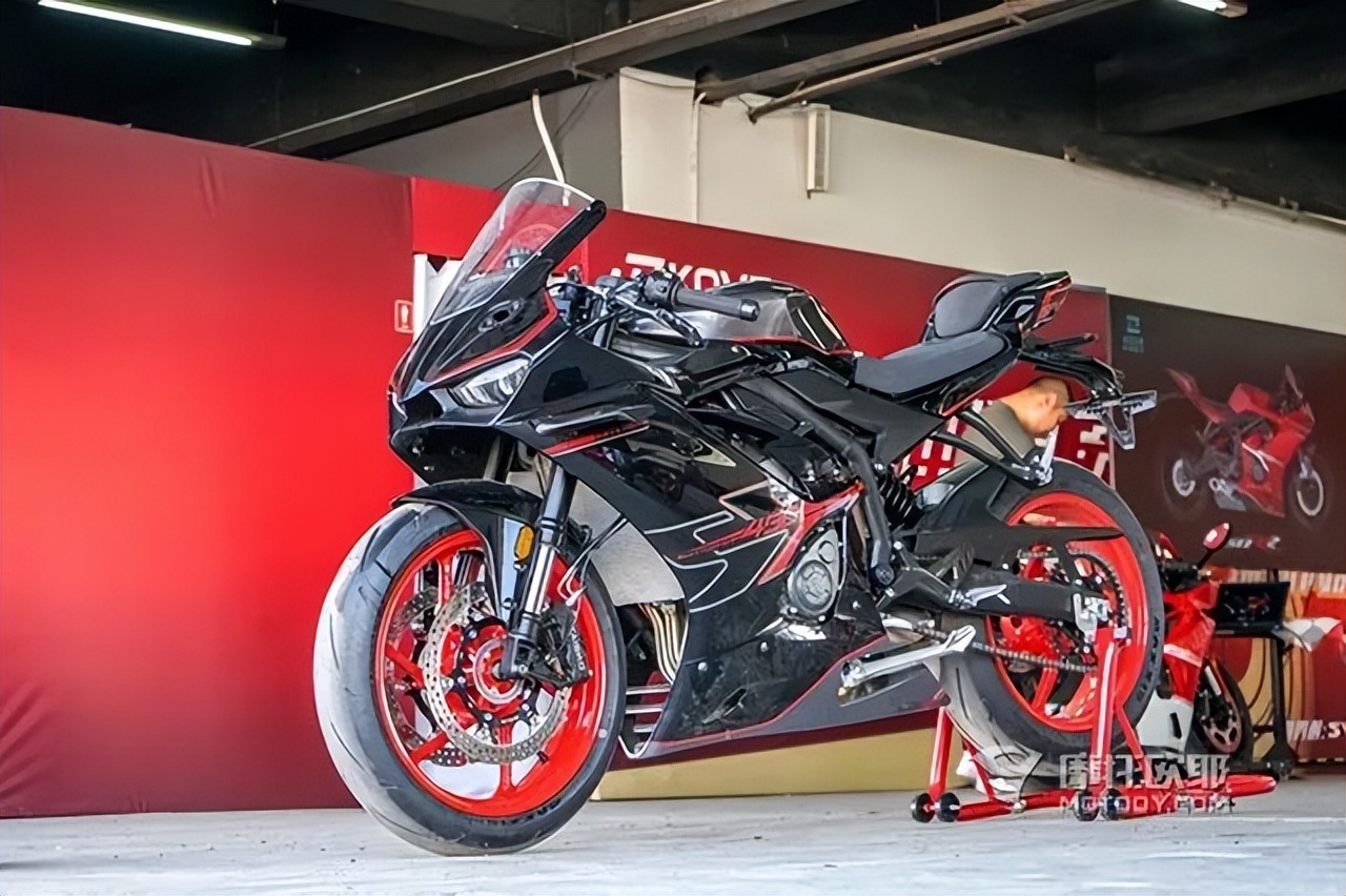 凯越赛科龙春风,凯越春风赛科龙