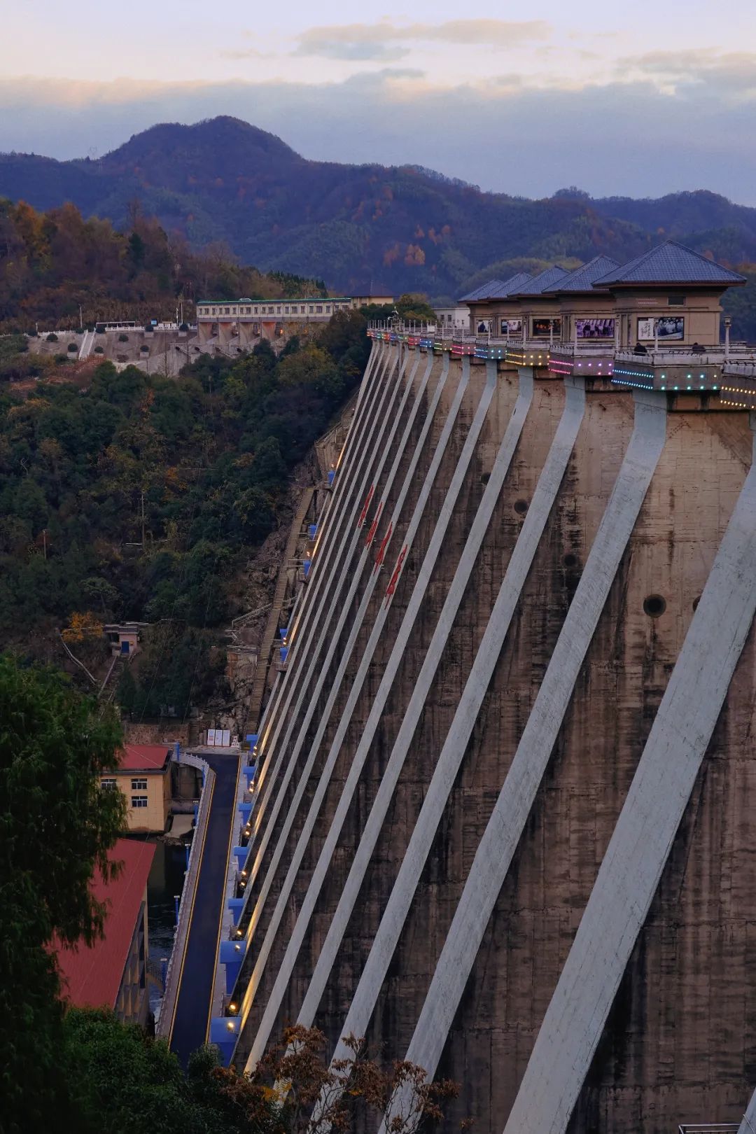 三天两晚安徽初冬之旅，带你一起感受下绿水青山，红色六安