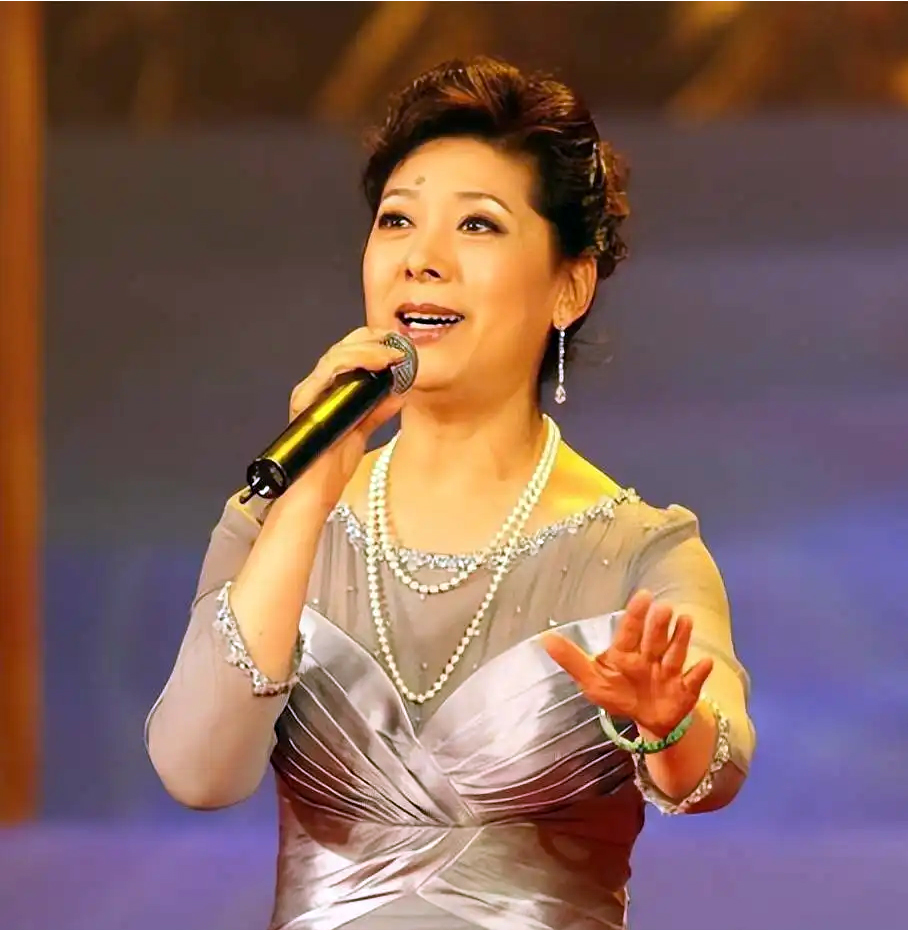 关牧村和王星军是夫妻吗,关牧村的原配王星军现在干嘛呢