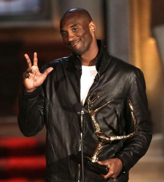 OK三连冠时，科比已是联盟第一分卫，他拿了几张FMVP选票？