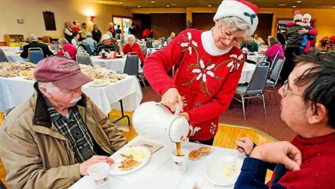 美国极端清洁工,美国垃圾遍地环卫工因祸得福