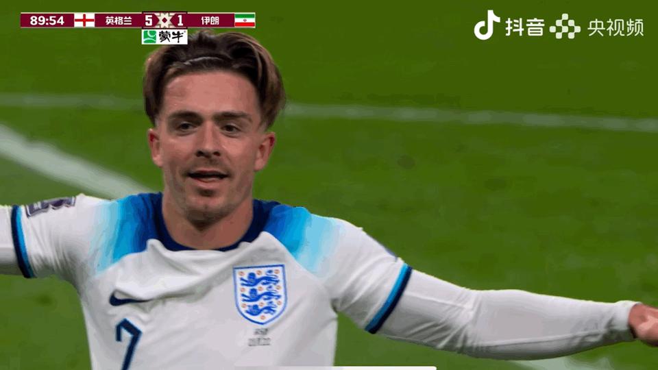 世界杯上梅西的眼泪,梅西世界杯把回忆留给自己