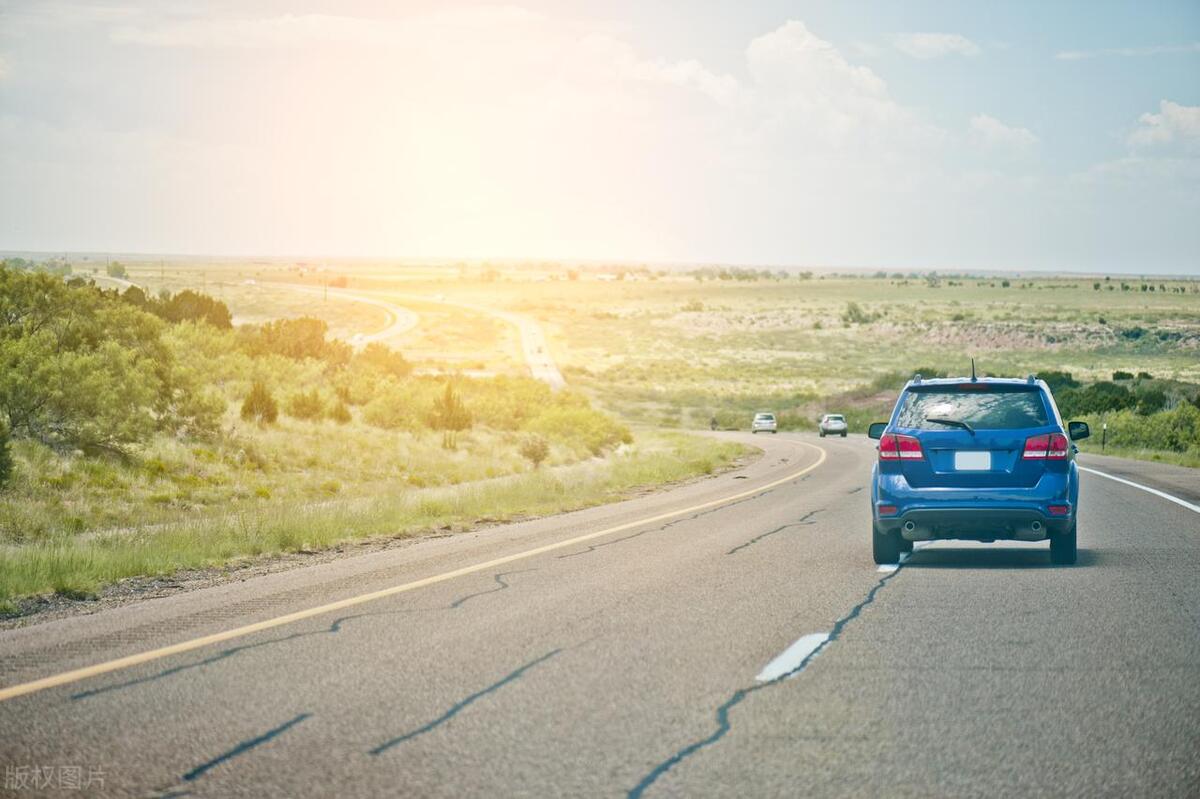 12306托运轿车1000公里价格,轿车托运1000公里价格