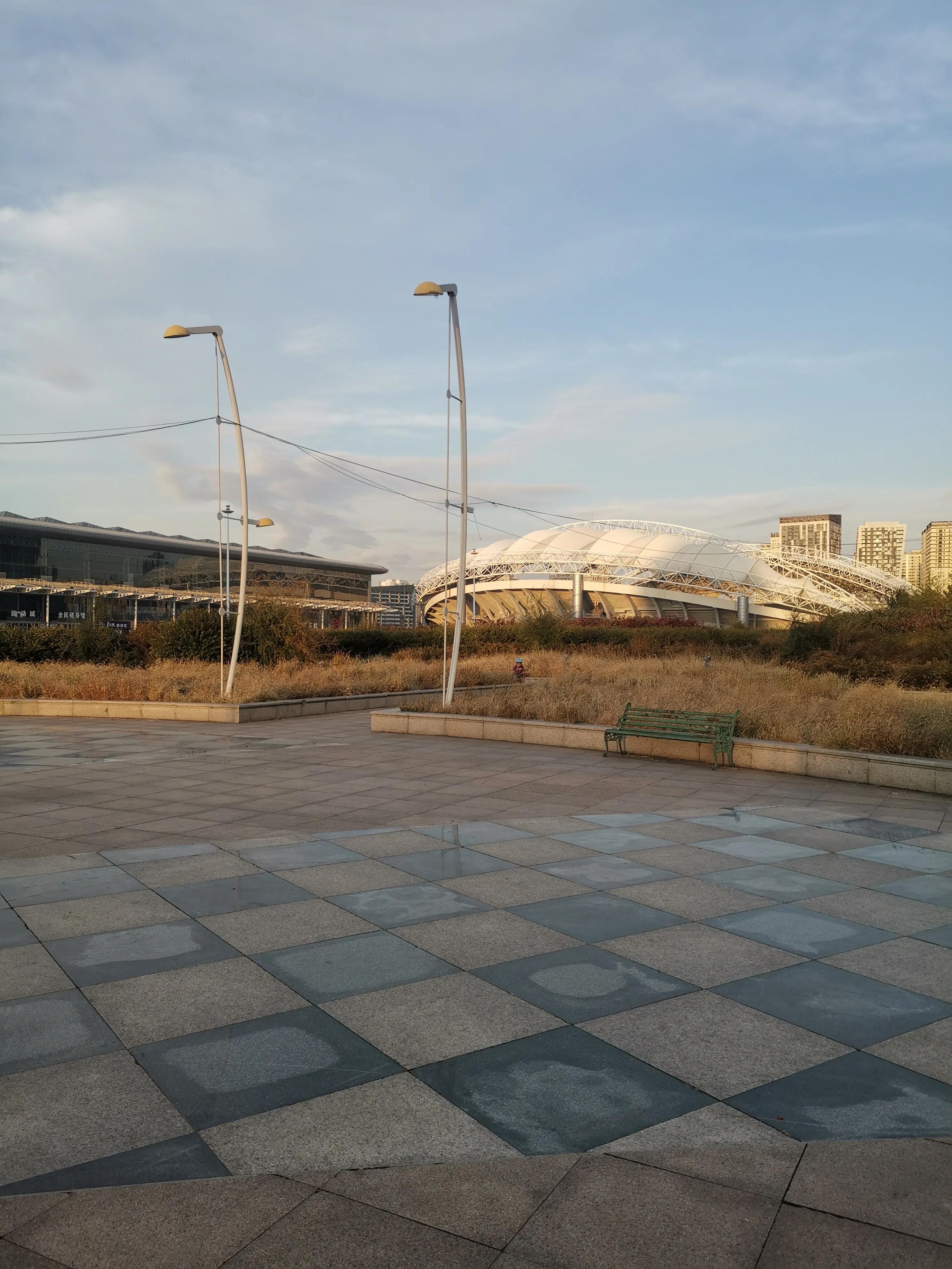 哈尔滨松北国际会展中心近况,哈尔滨会展中心哪能看见大屏幕