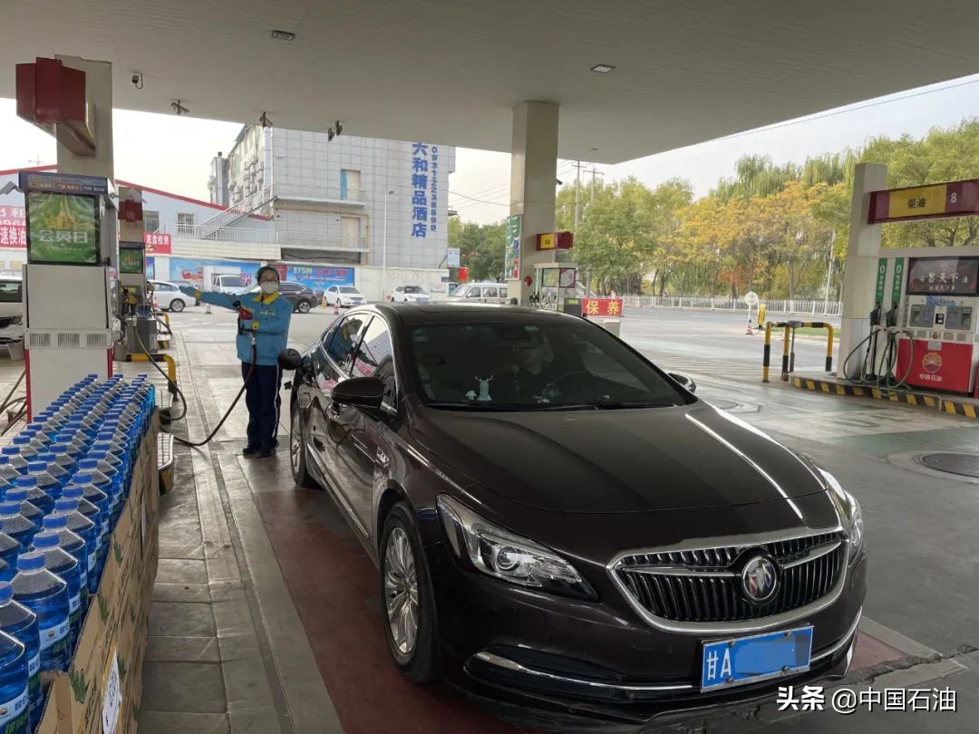 油卡里面没钱怎么办,加了油没给钱怎么办