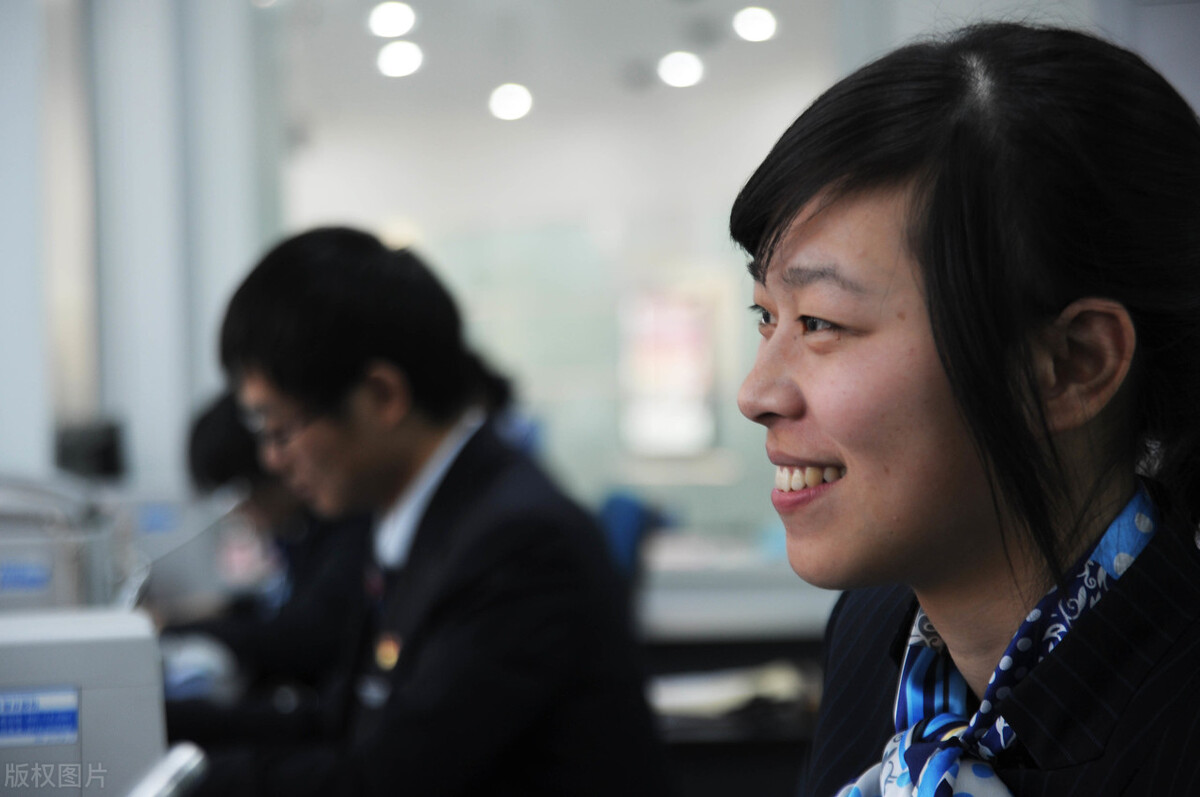 我在银行工作的经历,我在银行做柜员真实生活