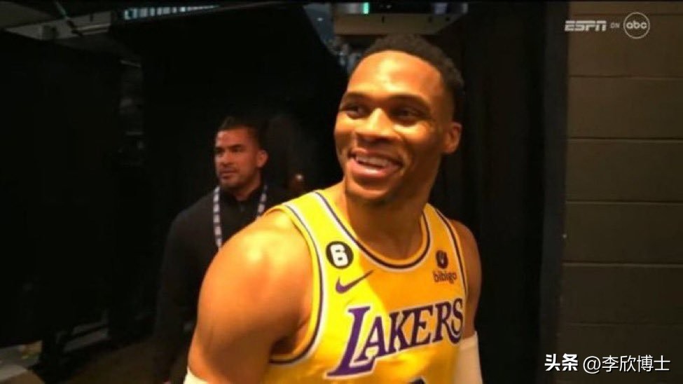 乔丹科比库里詹姆斯总决赛各拿多少分？欧文为什么交易背后的内幕