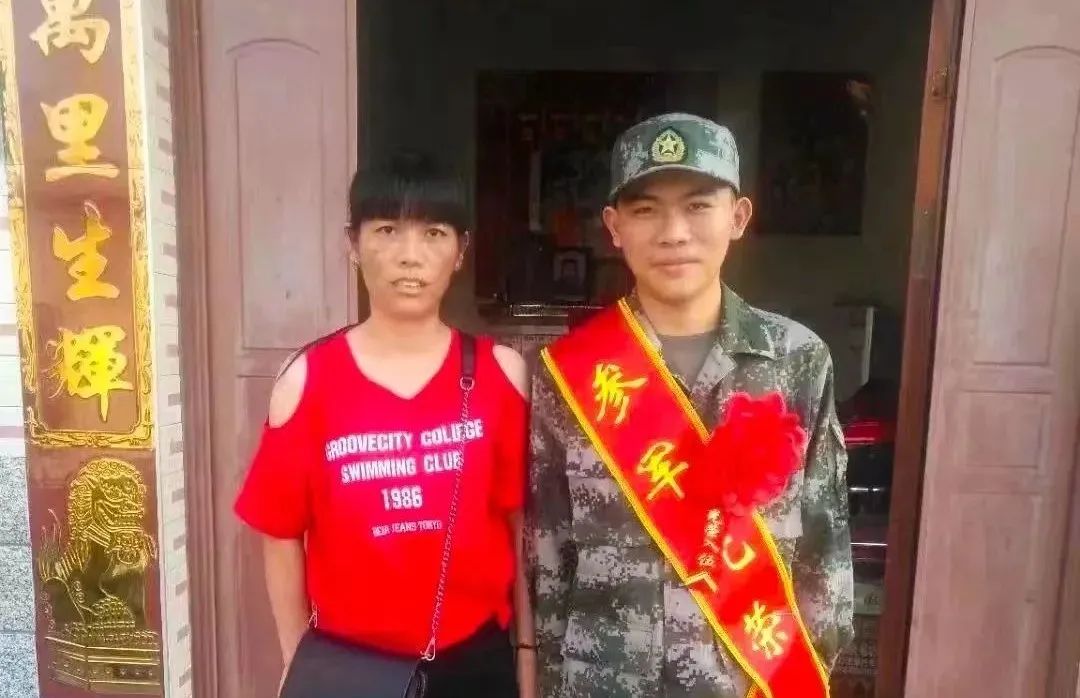 7名新兵即将踏上军旅征程,6名新兵二次入伍