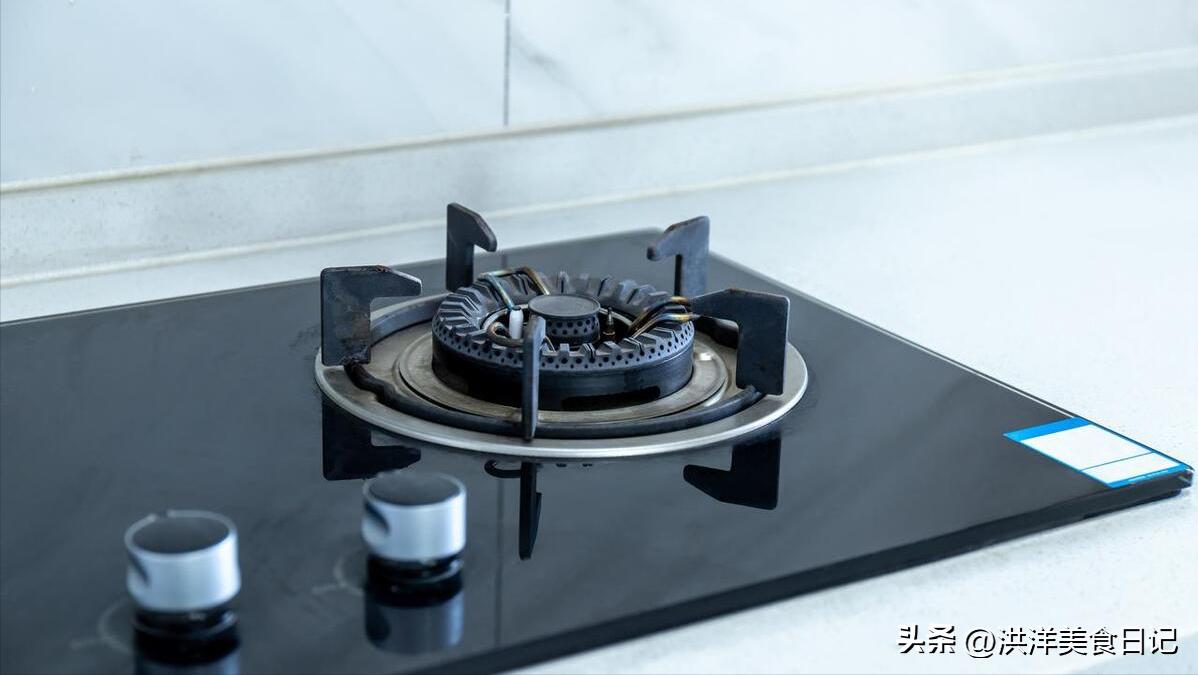 家庭灶台颜色有什么迷信说法,迷信说灶台上什么东西都不能放